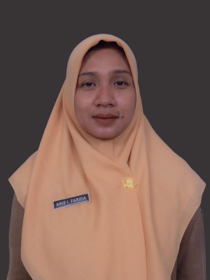 Arie Isnatul Farida , S.Pd