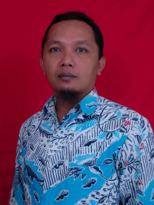 Mohammad Hadari, S.Pd.T.