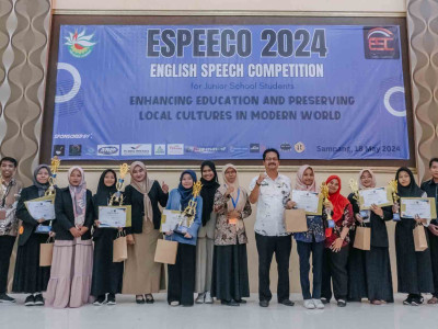 PERDANA: SMEKDA Gelar Kompetisi Bahasa Inggris Tingkat Kabupaten Sampang